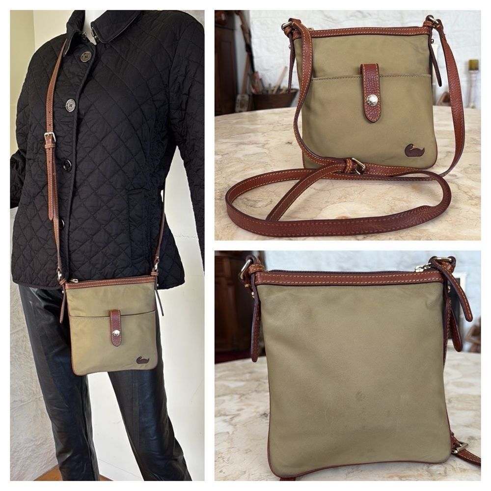 Dooney & Bourke Crossbody Bag Nylon & Leather Duck Logo